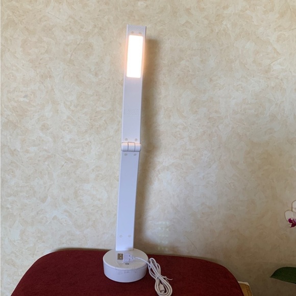 Portable LED USB Charged Desk Lamp - Picture 3 of 8